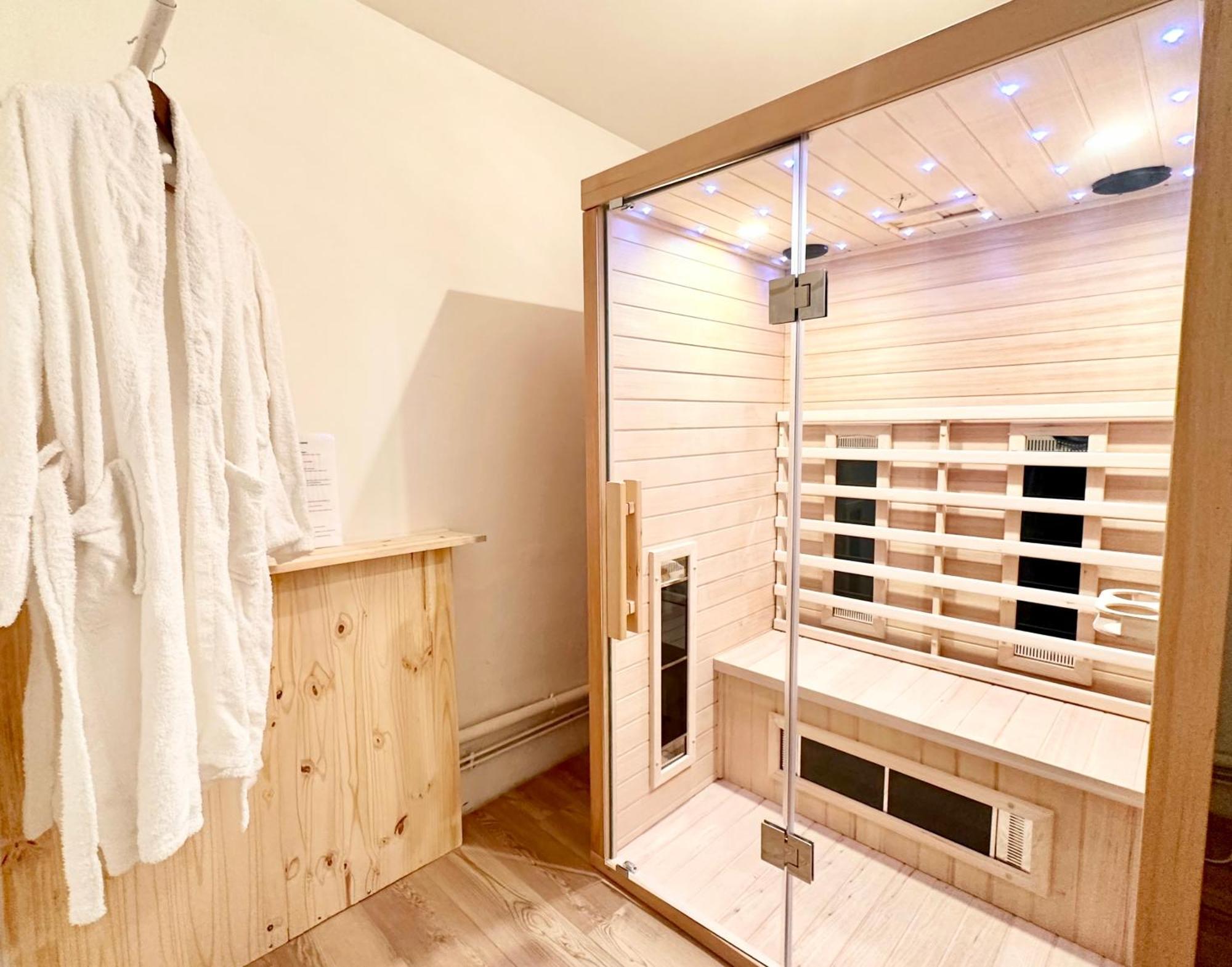 Le Spa Etoile - Baignoire Balneo Et Sauna Privatif Mont-de-Marsan Exterior foto